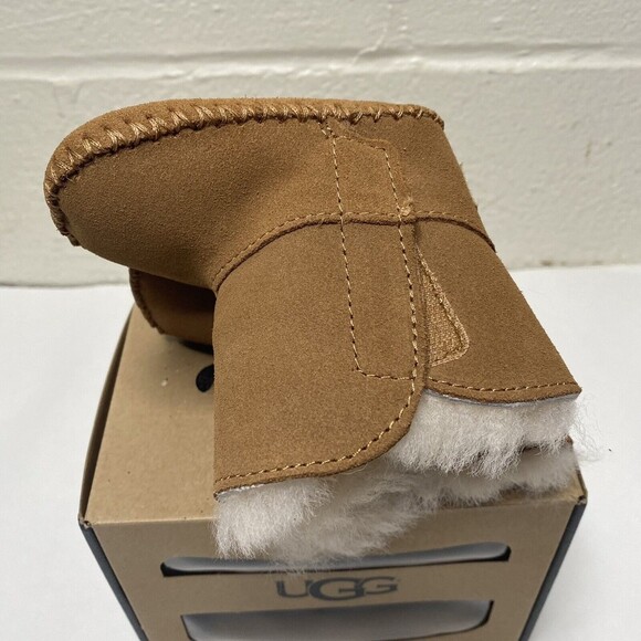 —-SOLD—— Ugg Infant Girl Chestnut Tan Caden Fur Lined Booties 0/1 XS 0-6 Months - Picture 3 of 6